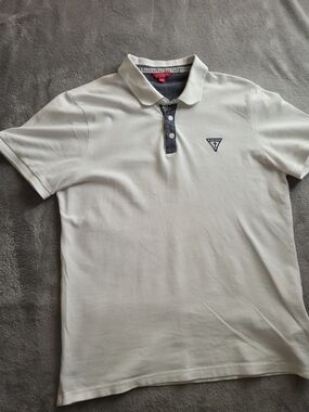 GUESS Men’s Cream Polo with Dark Contrast Placket